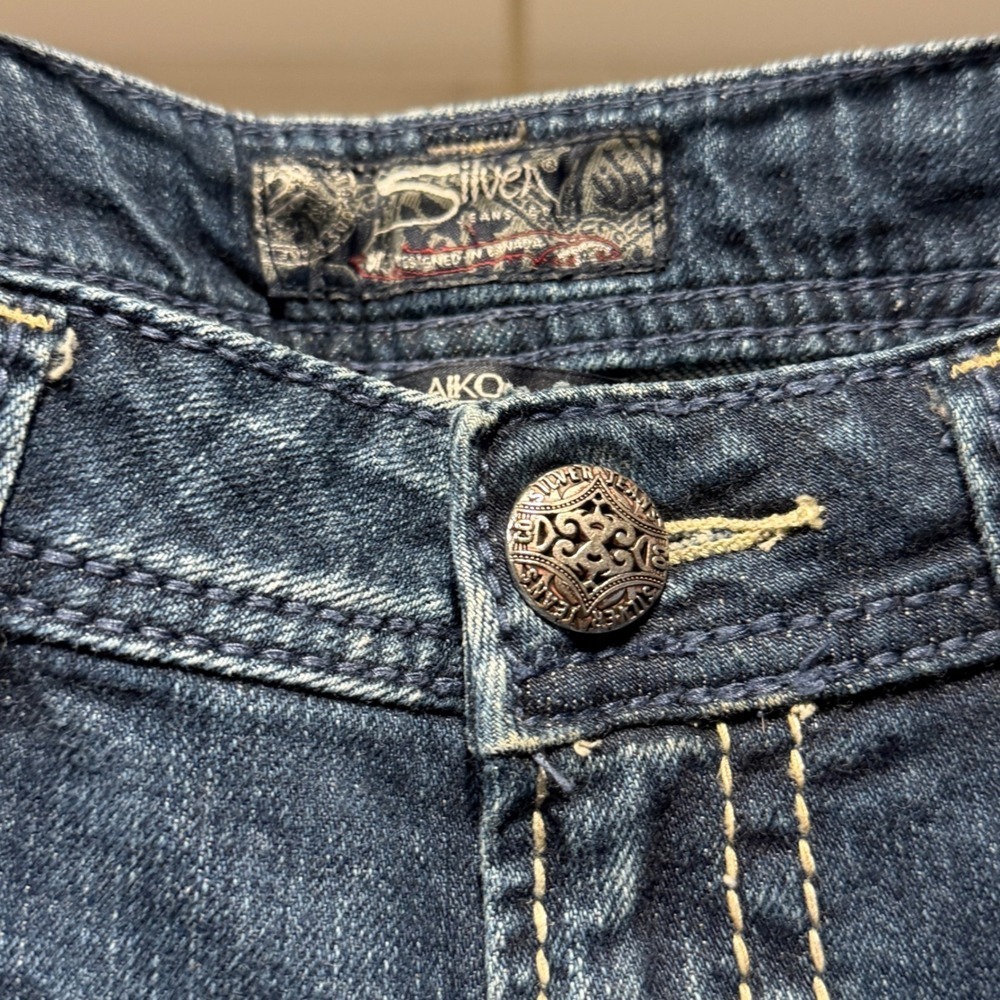 Silver Jeans Aiko Bootcut Embellished Pockets Dark Wash Denim Jeans